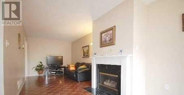 2-455 Apache Court, Mississauga, ON, L4Z 3W8 - 3