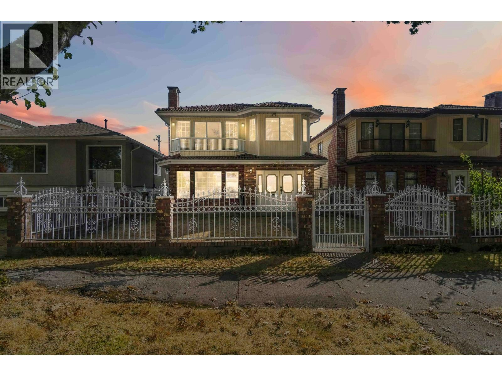 2168 E 27th Avenue, Vancouver, BC, V5N 2W9