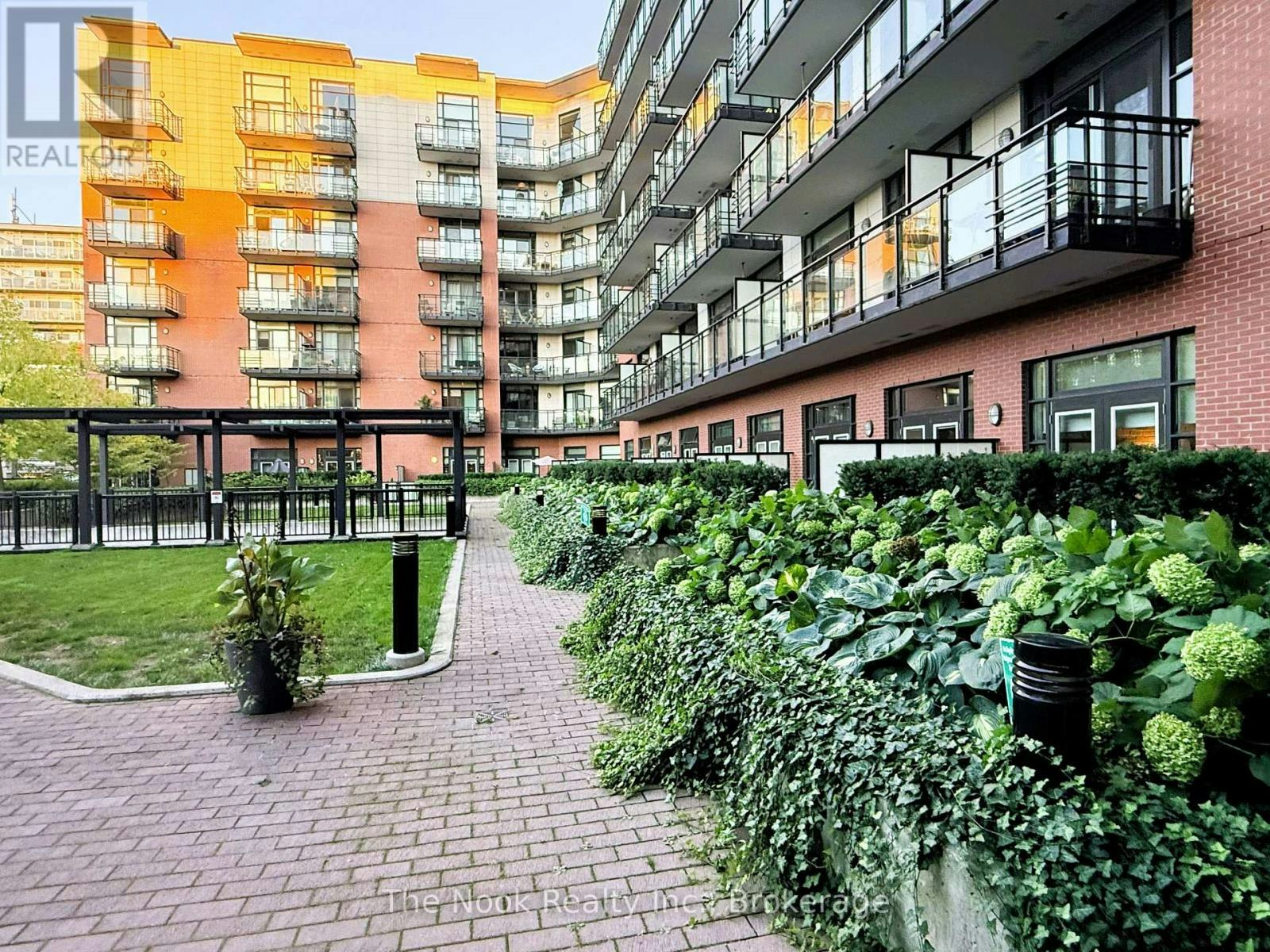 PH712-88 Colgate Avenue, Toronto, ON, M4M 0A6 - 23