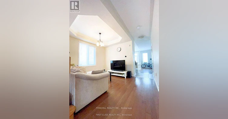 18 Magnotta Road, Markham, ON, L6C 2V5 - 4