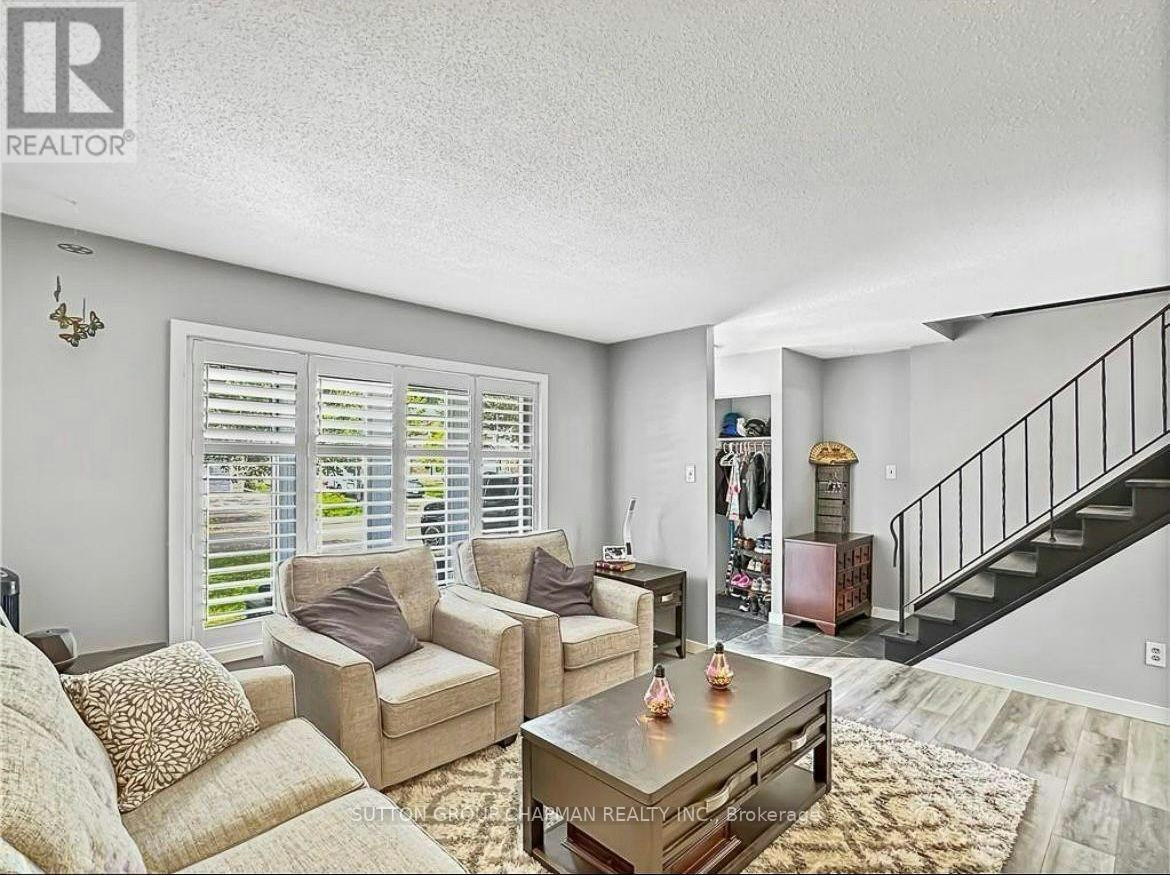 7 Acton Crescent, London, ON, N6E 1W6 - 2