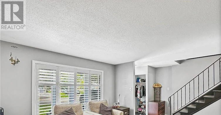 7 Acton Crescent, London, ON, N6E 1W6 - 2