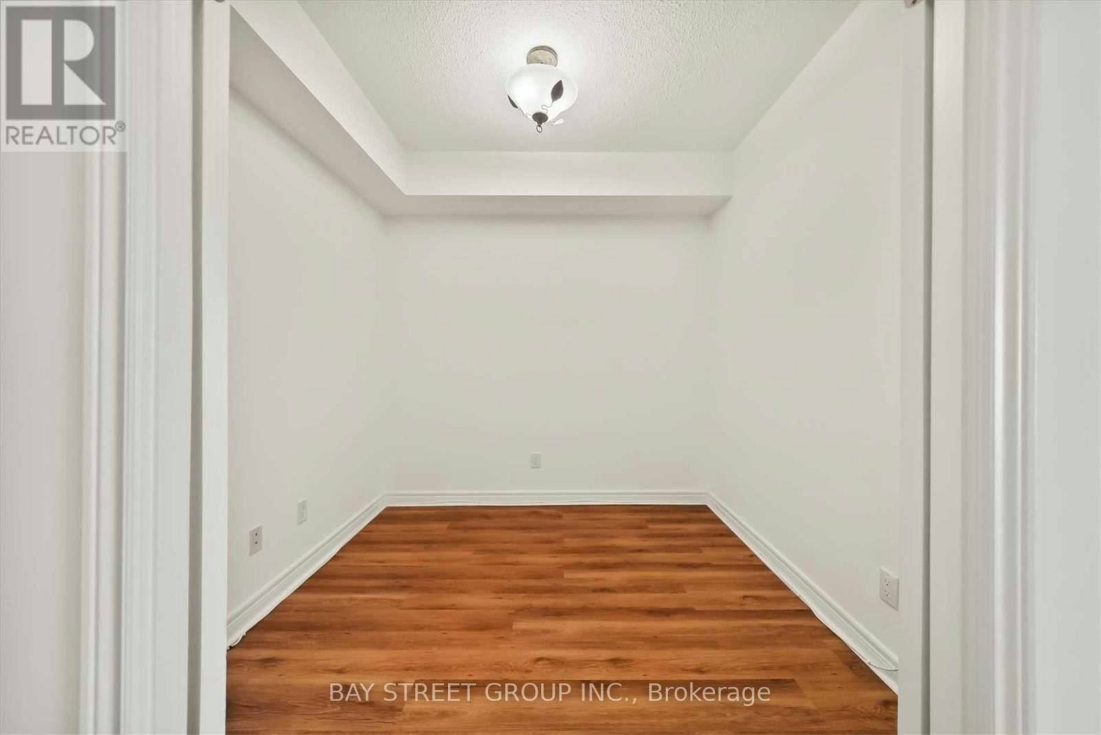 204-88 Promenade Circle, Vaughan, ON, L4J 9A4 - 4