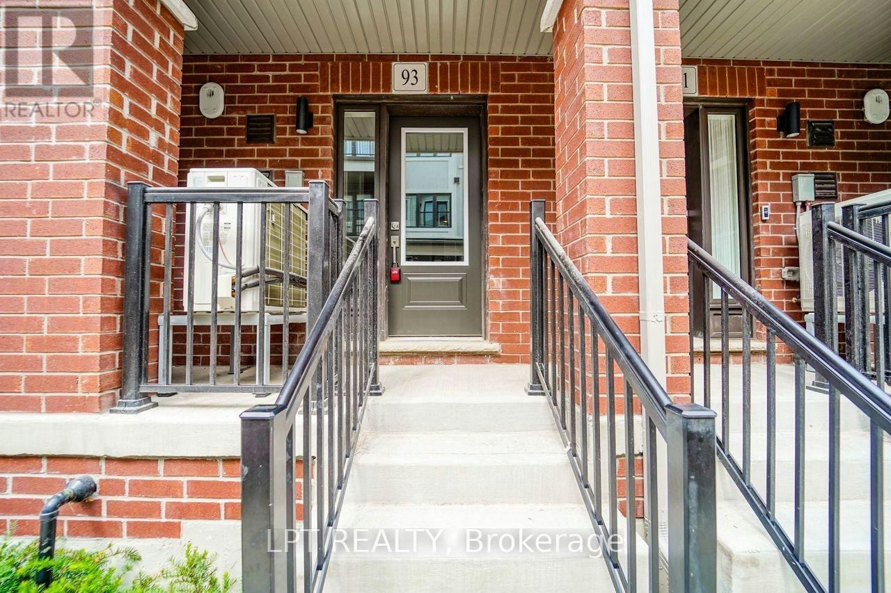 93 Matawin Lane, Richmond Hill, ON, L4B 0H8 - 2