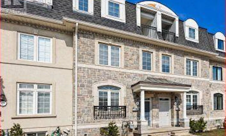 136A Finch Avenue W