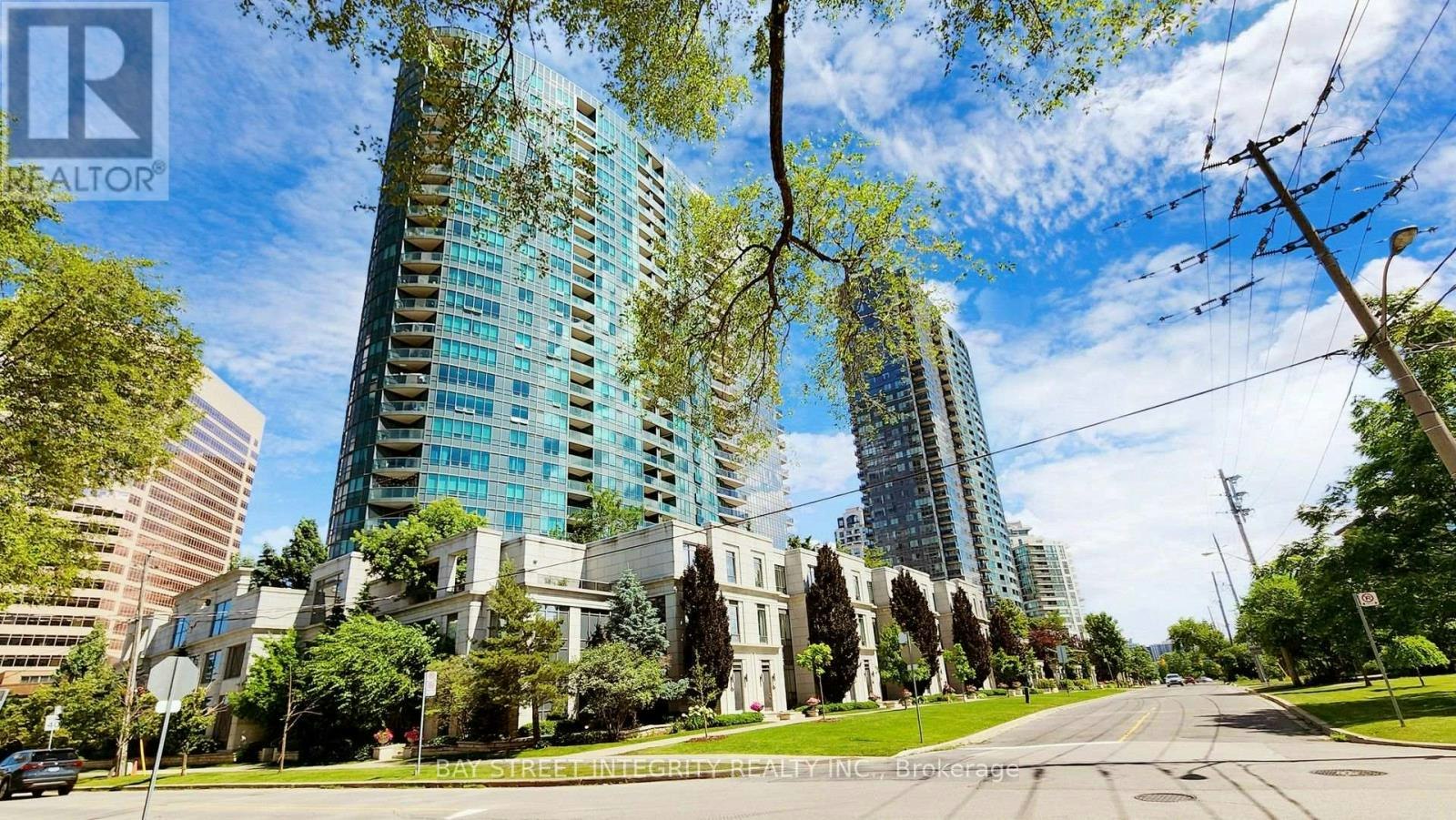 1318-25 Greenview Avenue, Toronto, ON, M2M 0A5