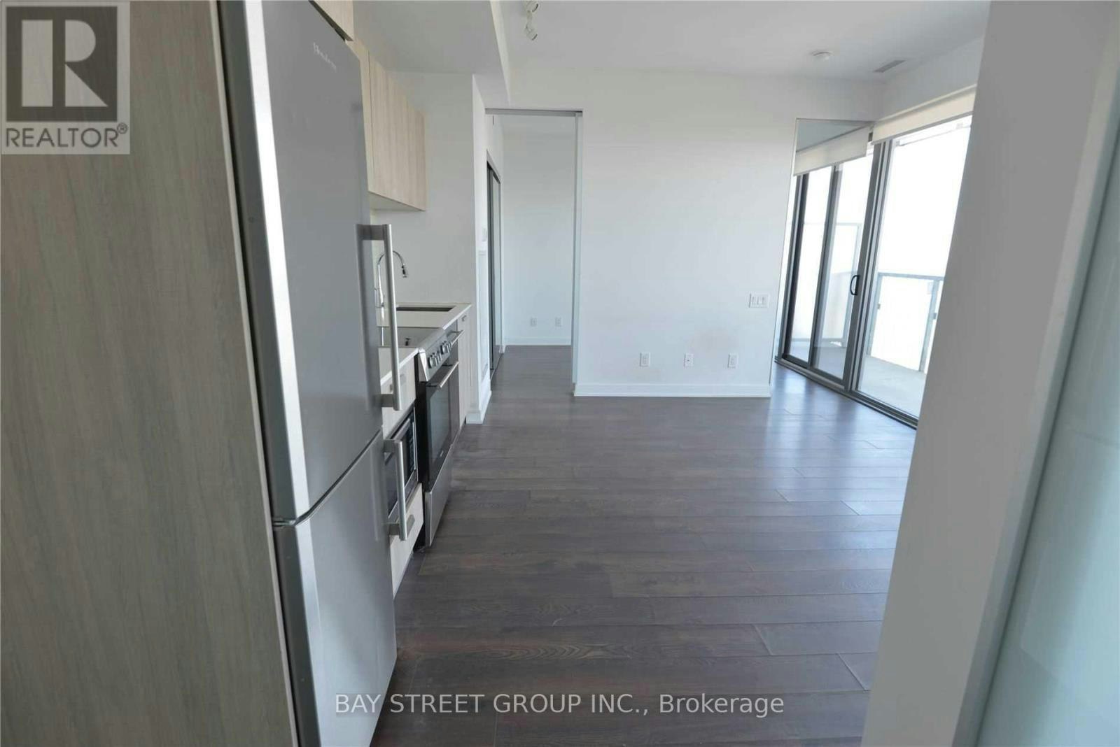 3401-50 Charles Street E, Toronto, ON, M4Y 1T1 - 4