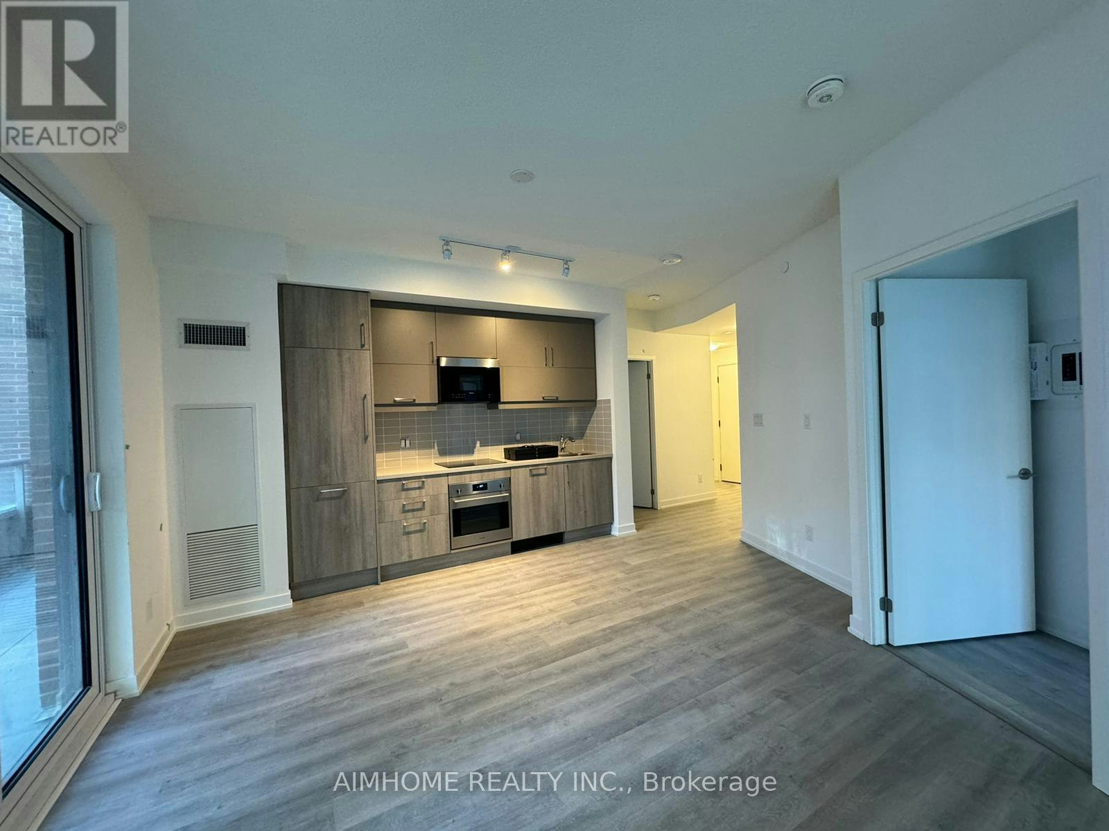 A528-8119 Birchmount Road, Markham, ON, L6G 0H5 - 2