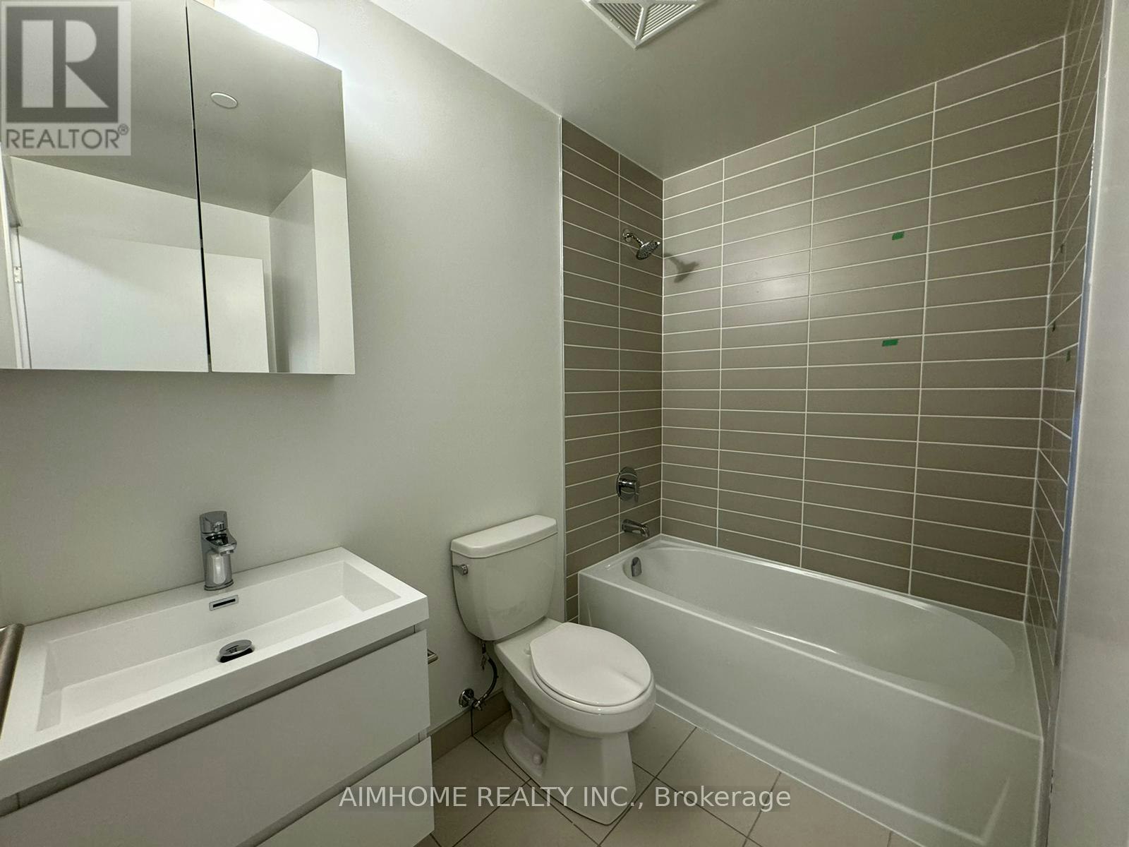 A528-8119 Birchmount Road, Markham, ON, L6G 0H5 - 7