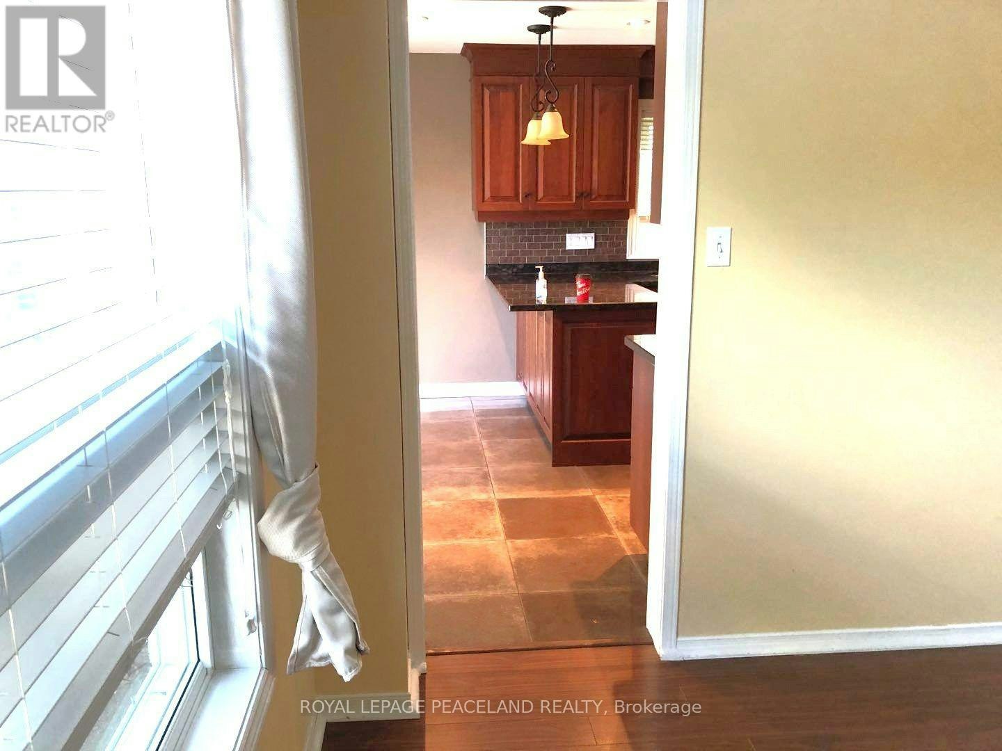 375 Pickering Crescent, Newmarket, ON, L3Y 8G8 - 11