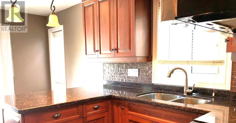 375 Pickering Crescent, Newmarket, ON, L3Y 8G8 - 14