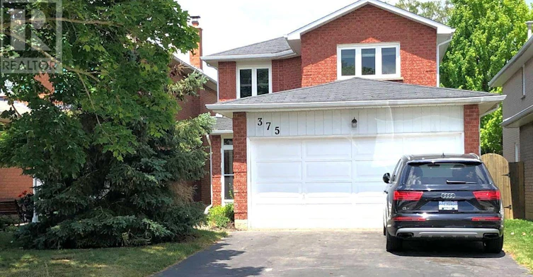 375 Pickering Crescent, Newmarket, ON, L3Y 8G8