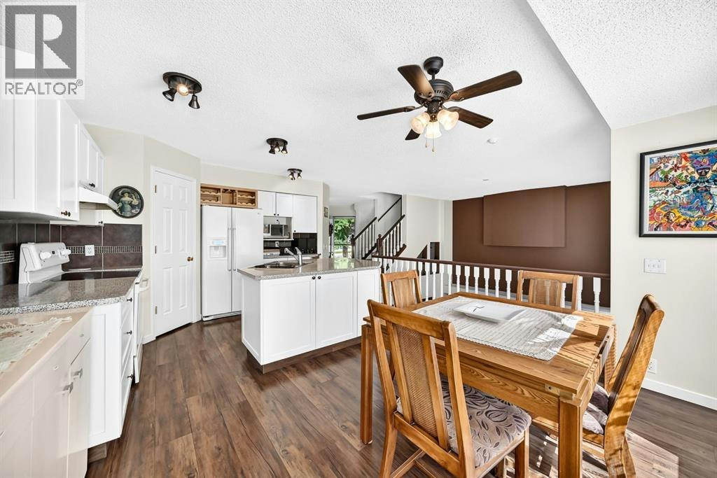 14954 Mt Mckenzie Drive SE, Calgary, AB, T2Z 2L4