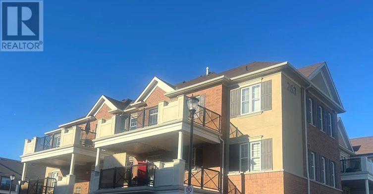 306-263 Georgian Drive, Oakville, ON, L6H 0L2