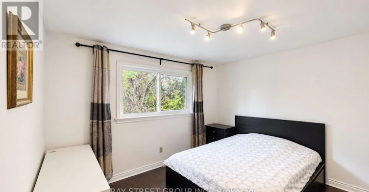 202-5 Elmira Court, Toronto, ON, M2K 2T1 - 17