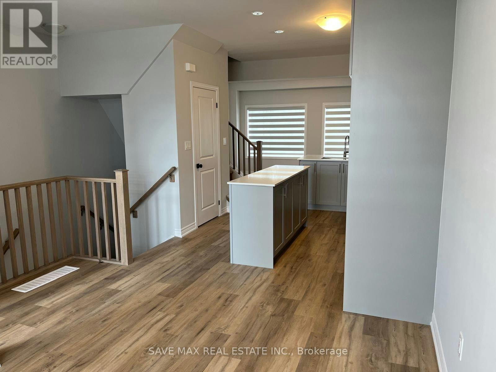 62-290 Equestrian Way, Cambridge, ON, N3H 4R6 - 2