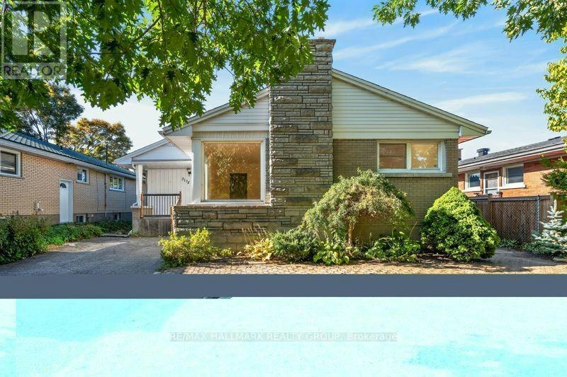 2173 Rushton Road, Ottawa, ON, K2A 1N6