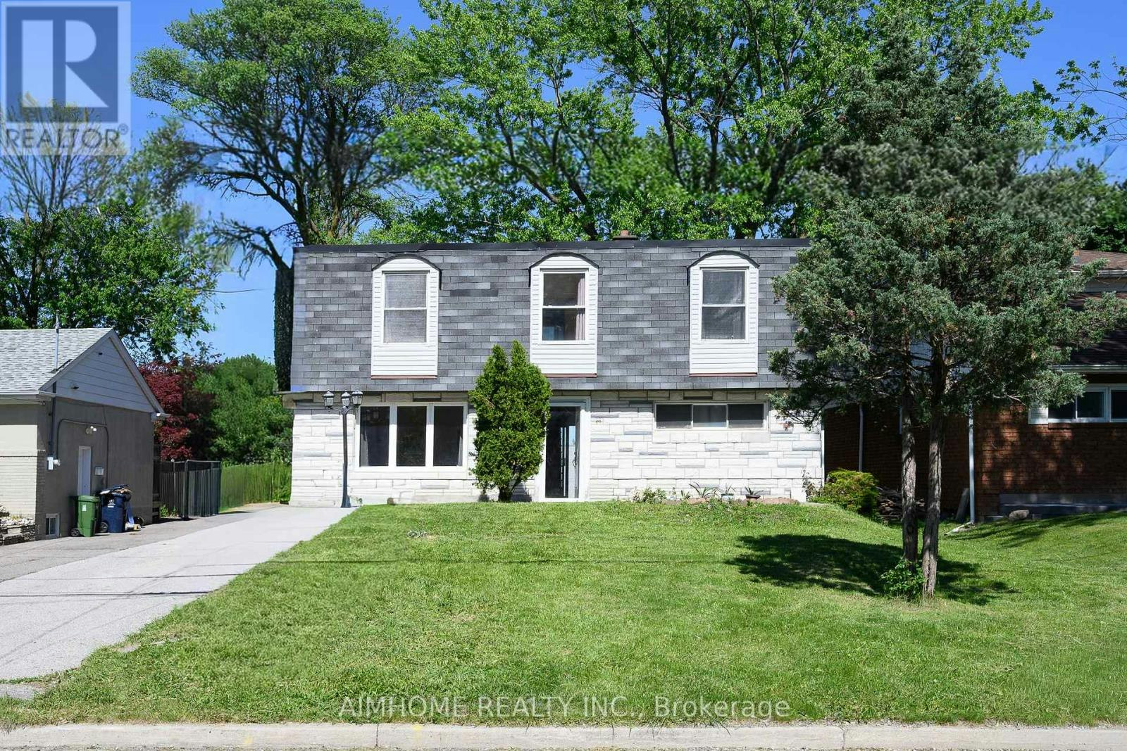 49 Bellefontaine Street, Toronto, ON, M1S 1J6