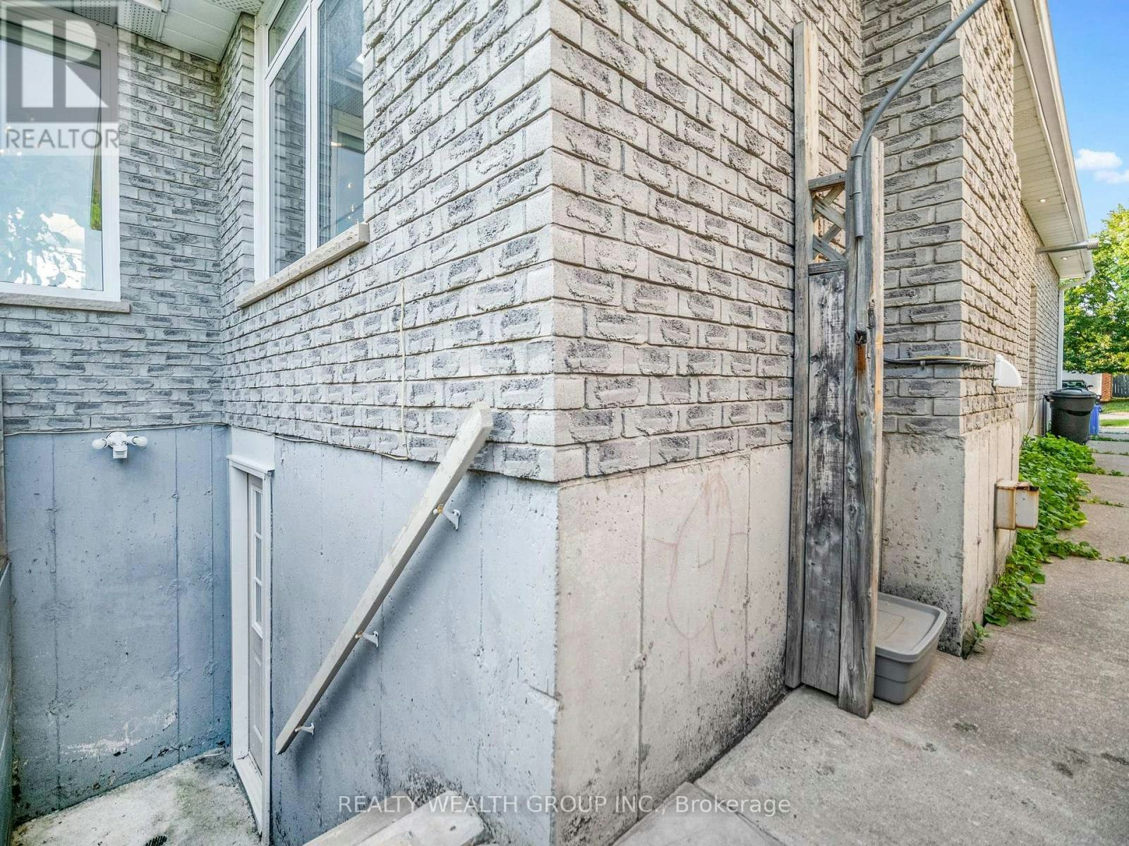 BSMNT-201 Biscayne Boulevard, Georgina, ON, L4P 3L8 - 21