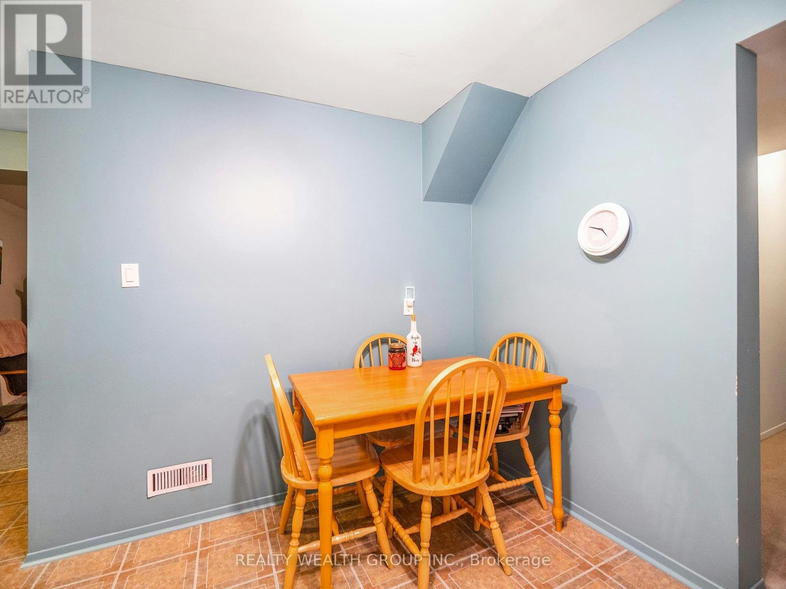 BSMNT-201 Biscayne Boulevard, Georgina, ON, L4P 3L8 - 15