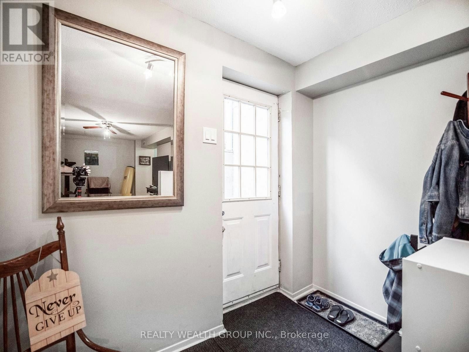 BSMNT-201 Biscayne Boulevard, Georgina, ON, L4P 3L8 - 4