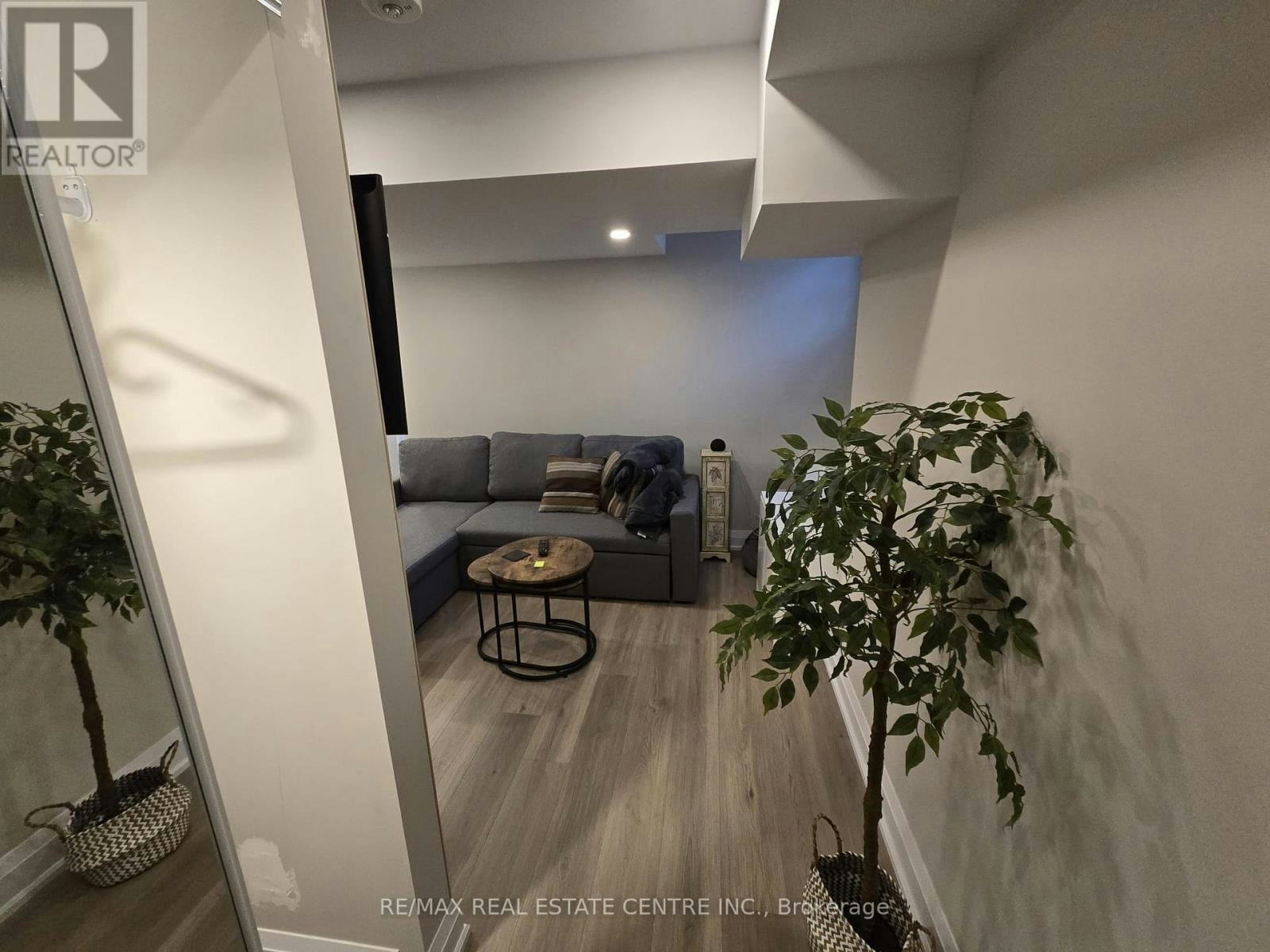BSMT-1412 Rose Way, Milton, ON, L9T 7E7 - 15