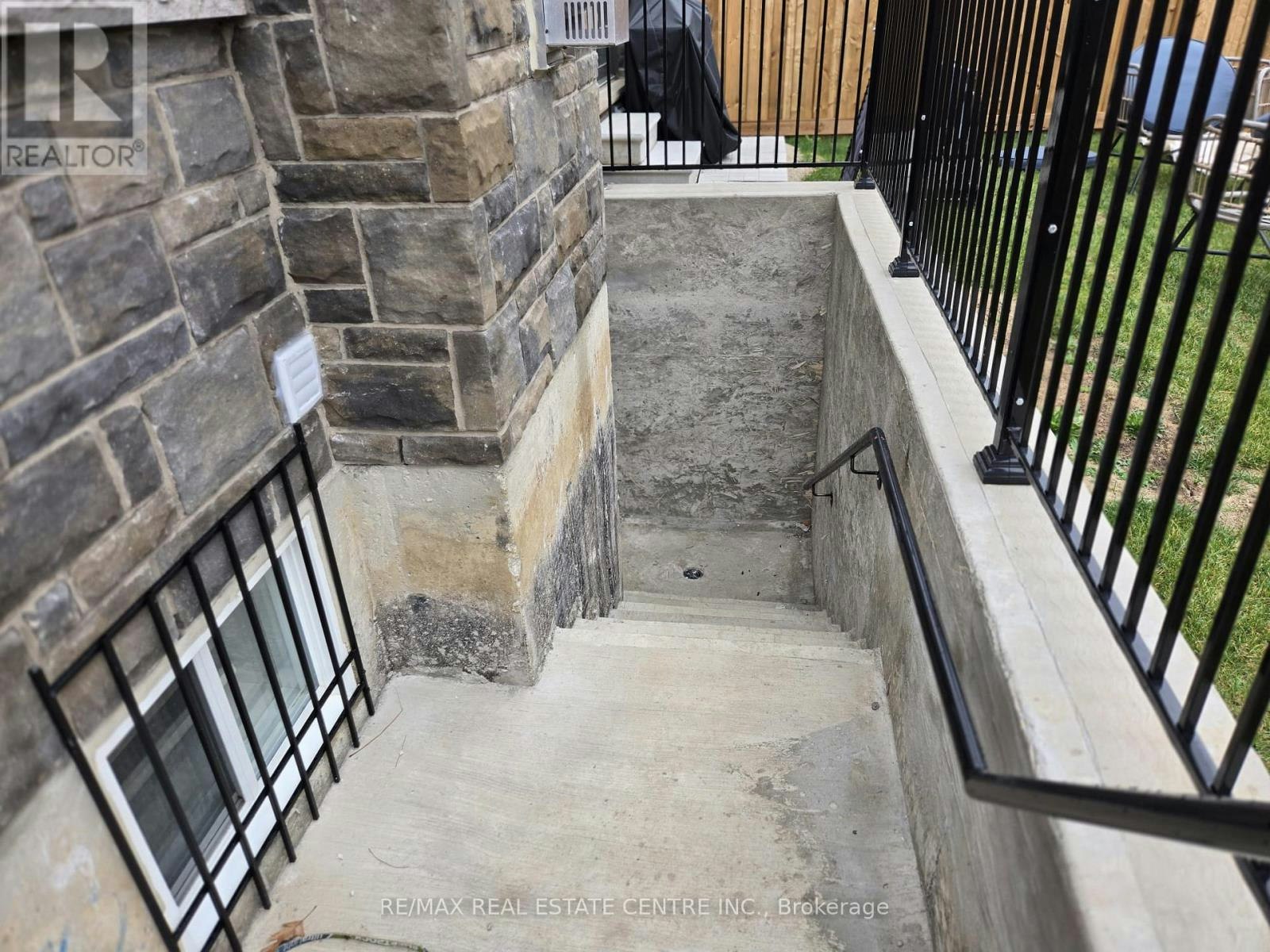 BSMT-1412 Rose Way, Milton, ON, L9T 7E7 - 8