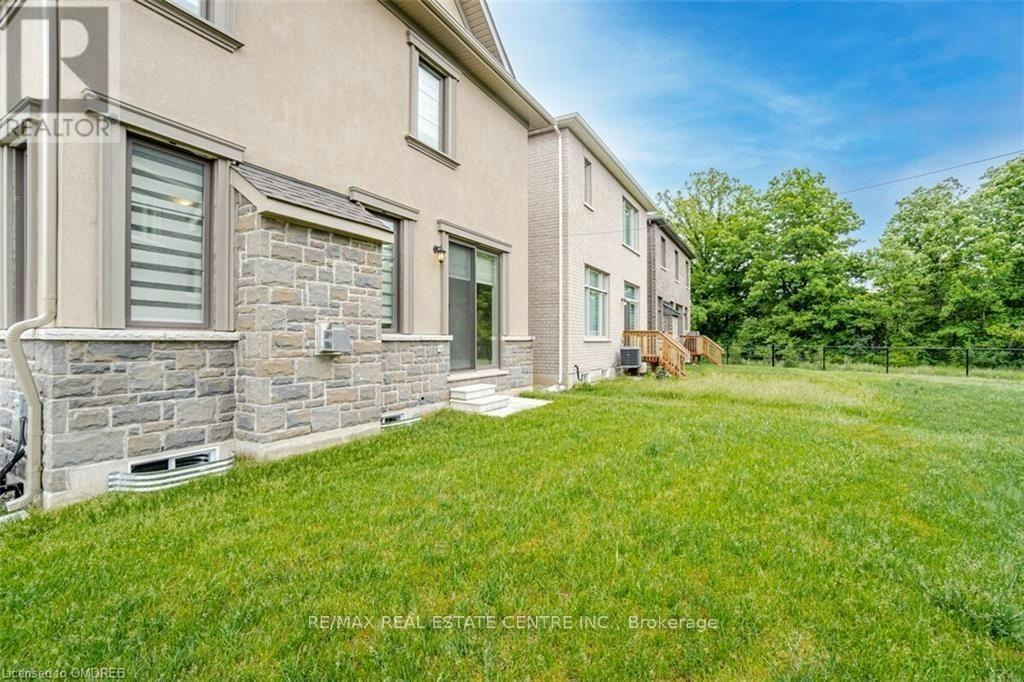 BSMT-1412 Rose Way, Milton, ON, L9T 7E7 - 40