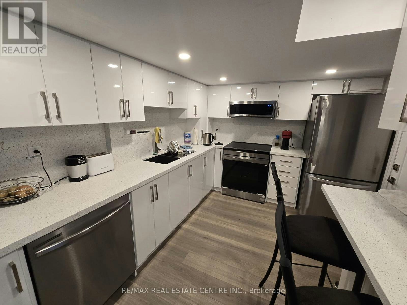 BSMT-1412 Rose Way, Milton, ON, L9T 7E7 - 18