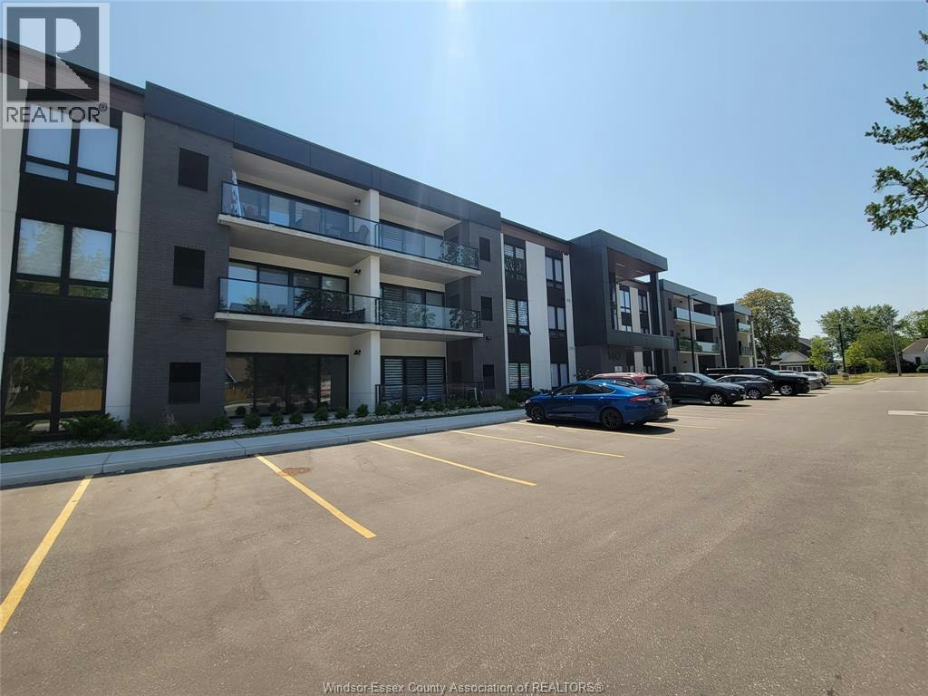 304-140 Main Street East, Kingsville, ON, N9Y 1A6 - 2