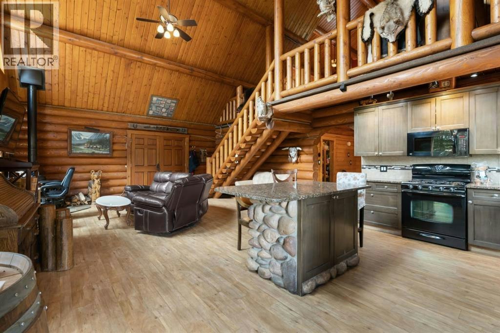 11-4147 587 Highway, Red Deer County, AB, T0M 0K0 - 11