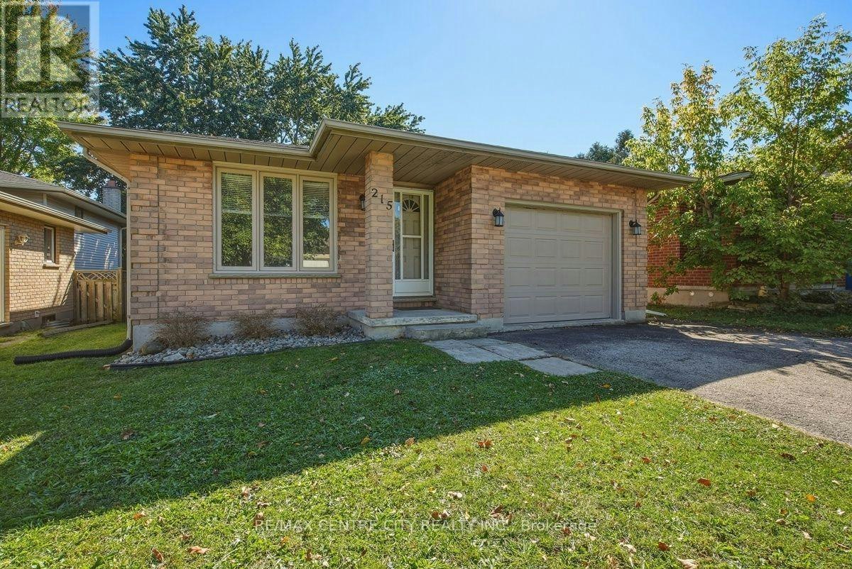 215 Walmer Grove, London, ON, N6G 4G8