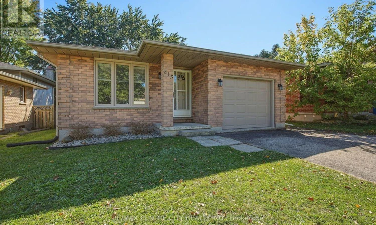 215 Walmer Grove