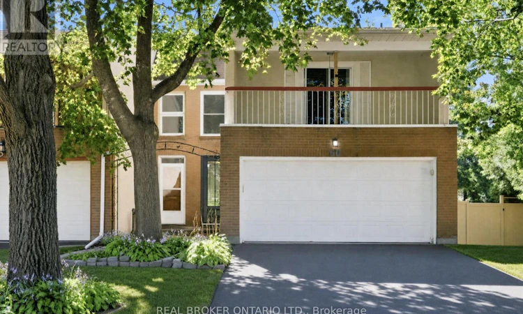 60 Tybalt Crescent