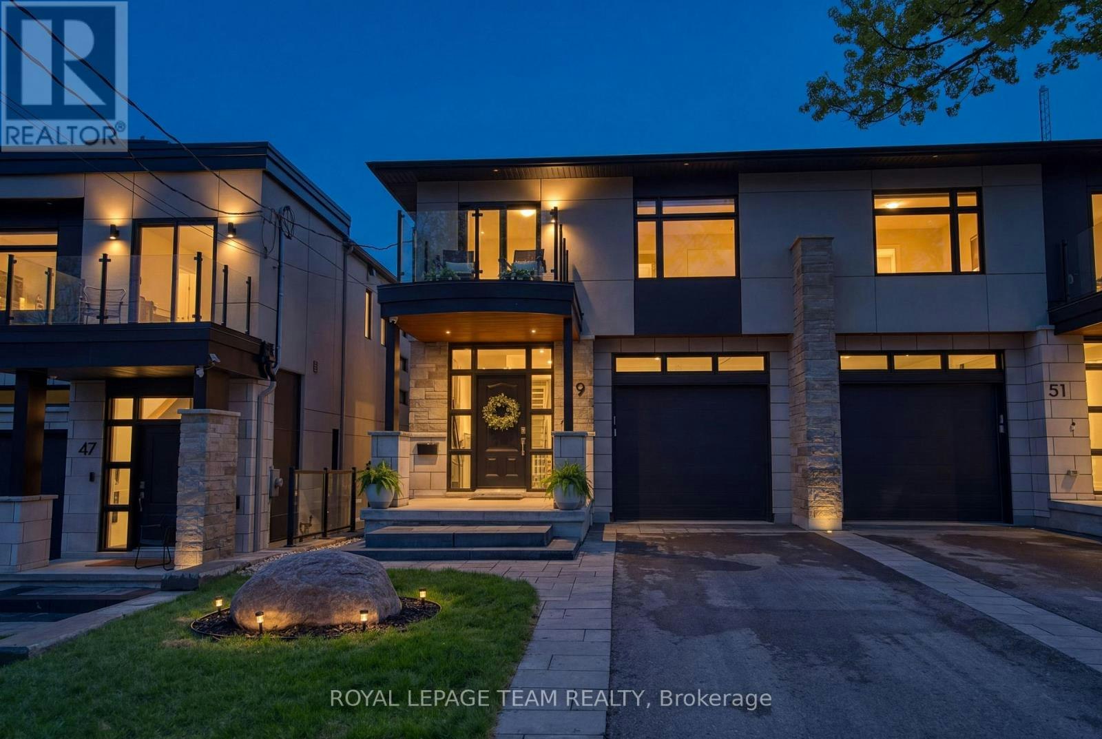 49 Aylen Avenue, Ottawa, ON, K2A 3P7