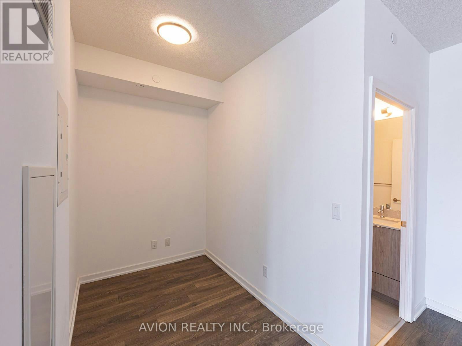 902-36 Forest Manor Road, Toronto, ON, M2J 1M1 - 9