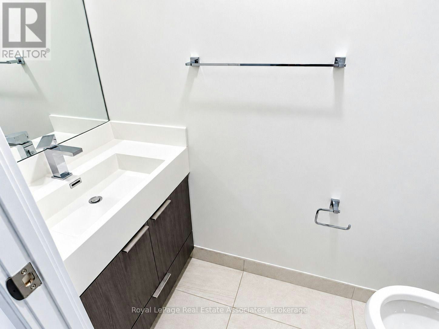 PH2408-30 Samuel Wood Way, Toronto, ON, M9B 0C9 - 11