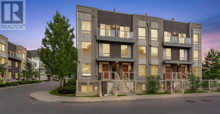 101-3 Applewood Lane, Toronto, ON, M9C 0C1