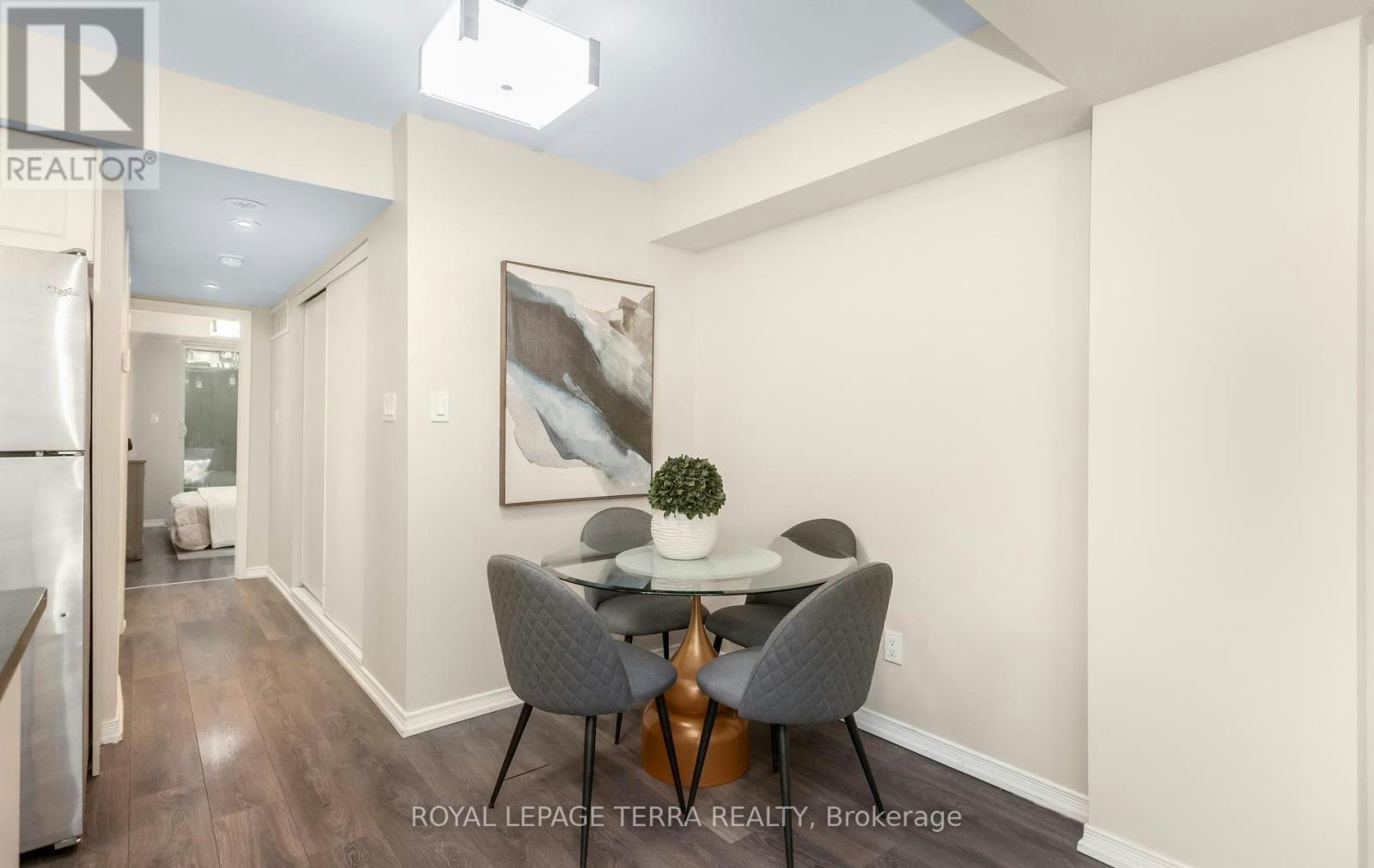 101-3 Applewood Lane, Toronto, ON, M9C 0C1 - 14