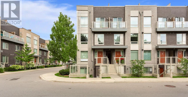 101-3 Applewood Lane, Toronto, ON, M9C 0C1 - 2