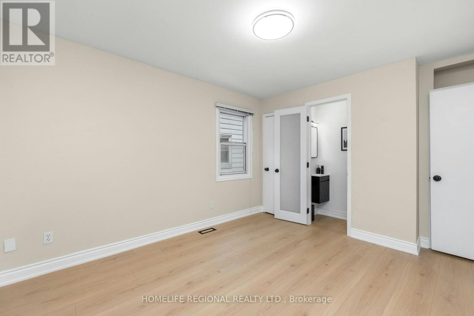 MAIN LEVEL-21 Acorn Avenue, Toronto, ON, M9B 3P7 - 23