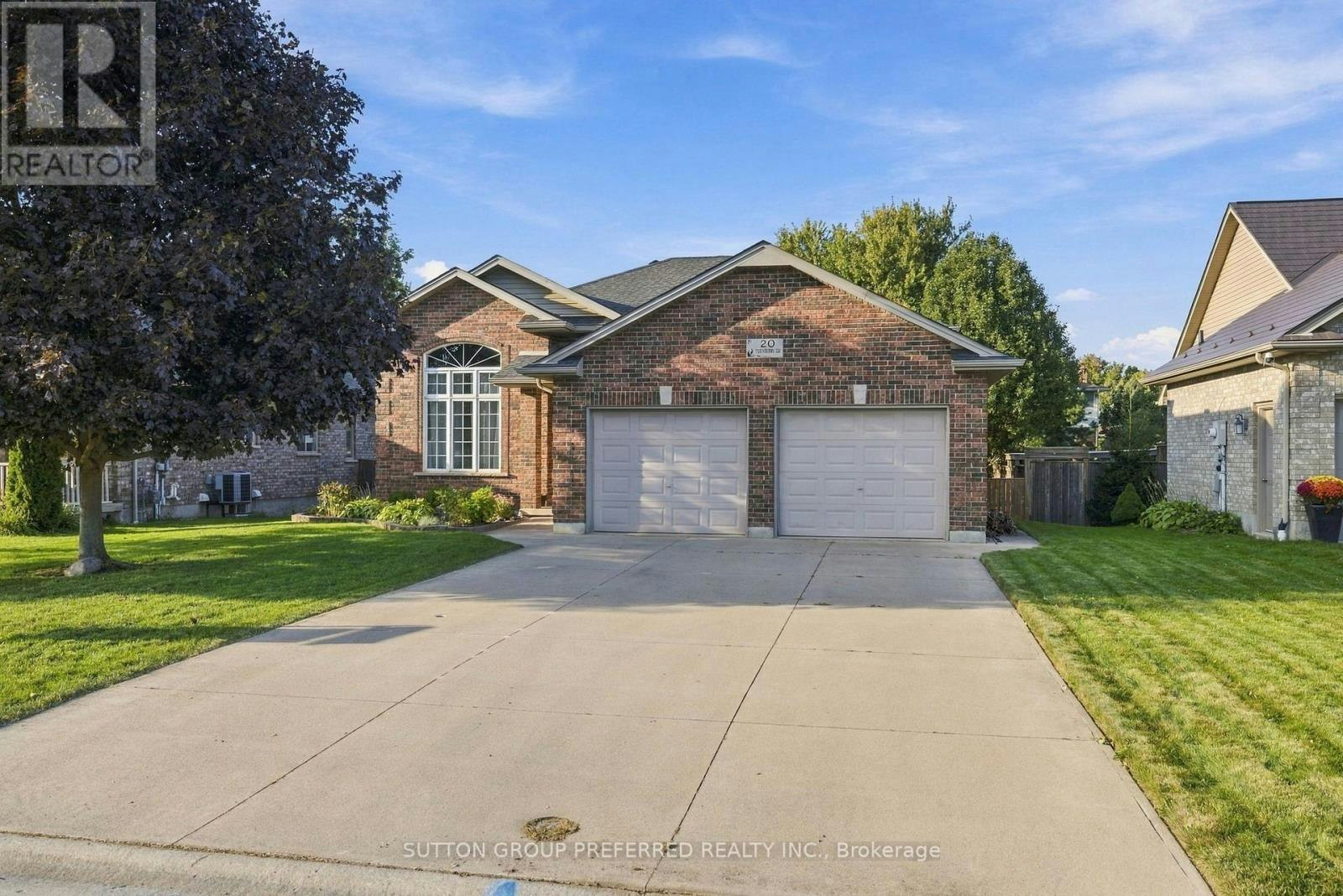 20 Turnberry Drive, Thames Centre, ON, N0L 1G3