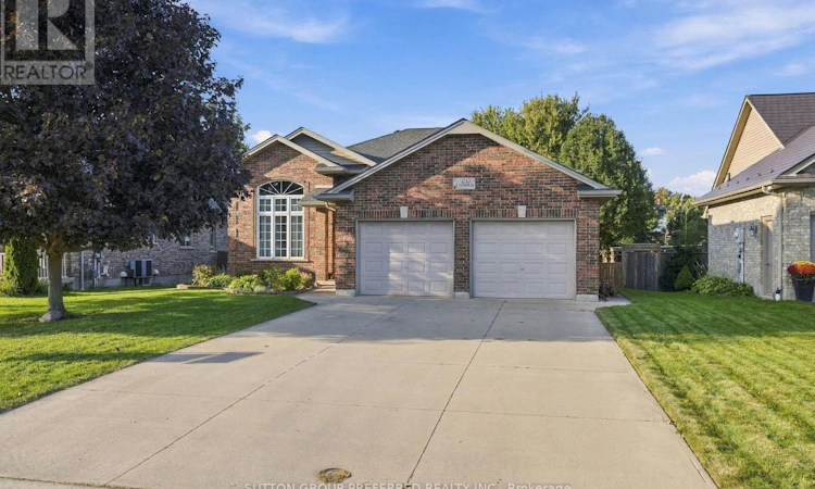 20 Turnberry Drive