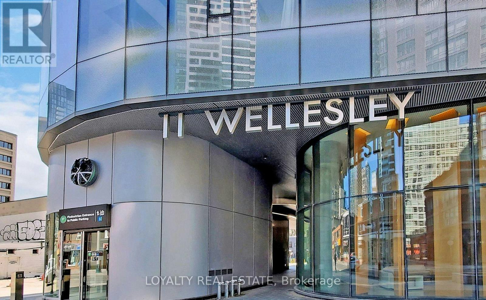 2612-11 Wellesley Street, Toronto, ON, M4Y 0G4