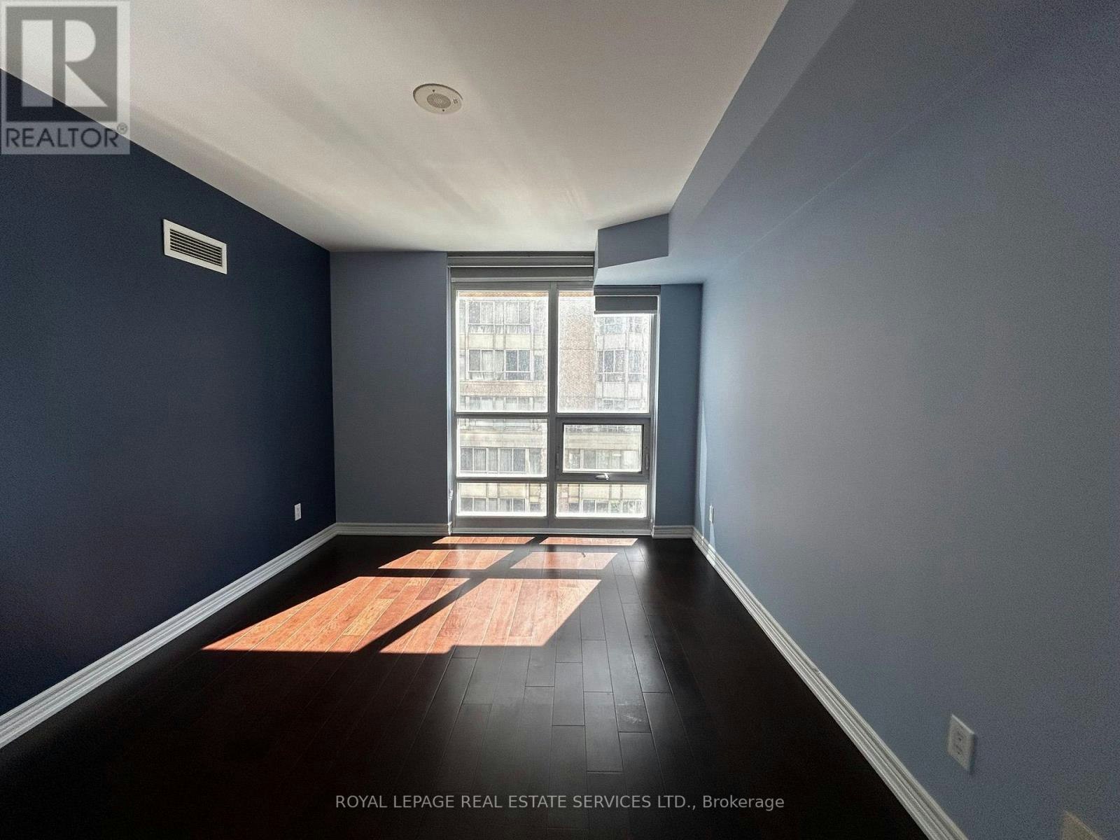 408-761 Bay Street, Toronto, ON, M5G 2R2 - 18