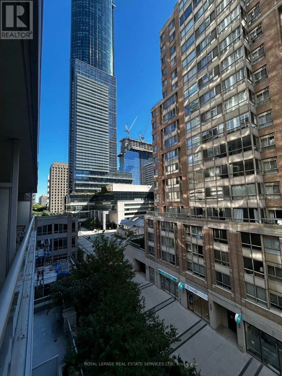 408-761 Bay Street, Toronto, ON, M5G 2R2 - 27