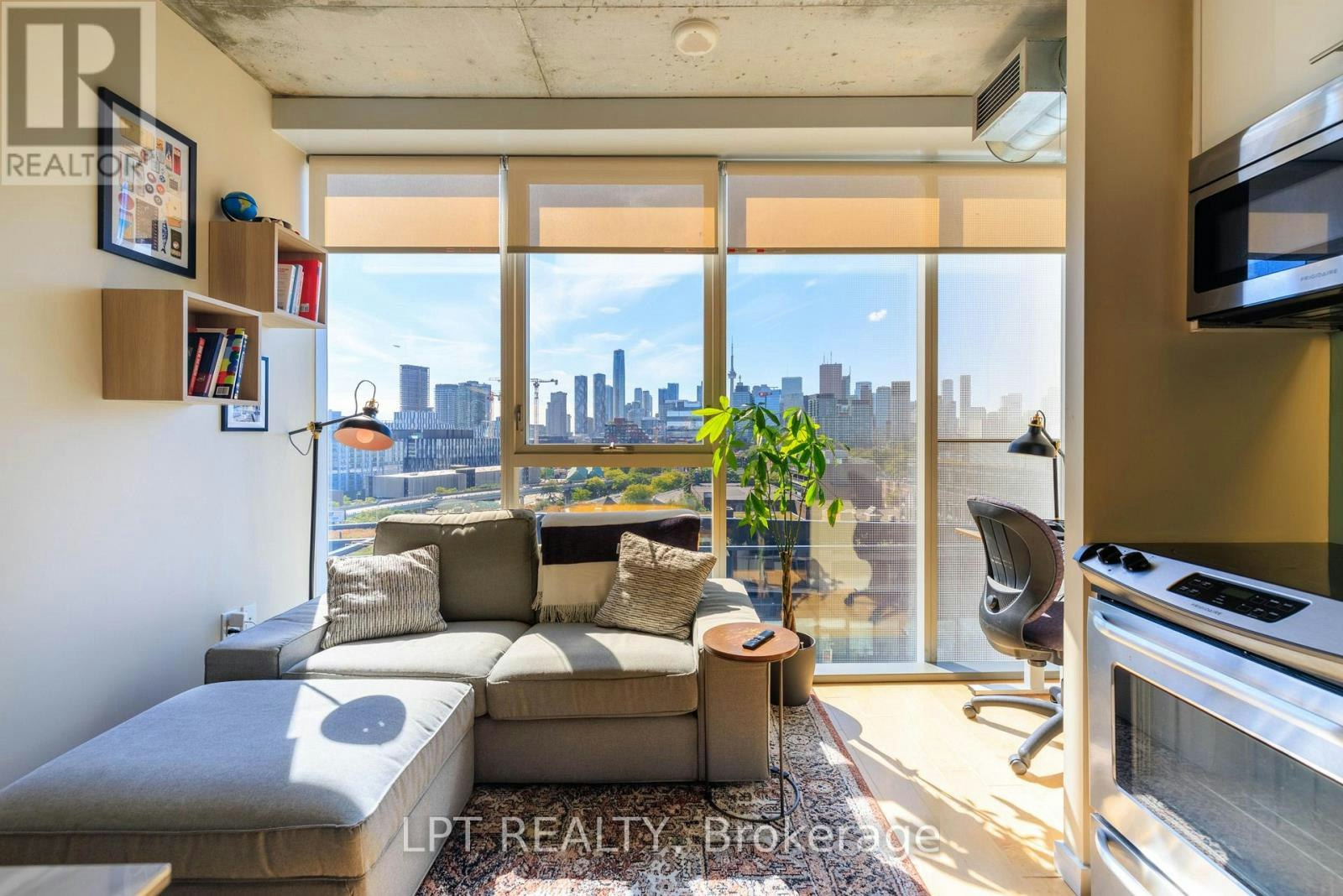 1016-32 Trolley Crescent, Toronto, ON, M5A 0E8 - 7