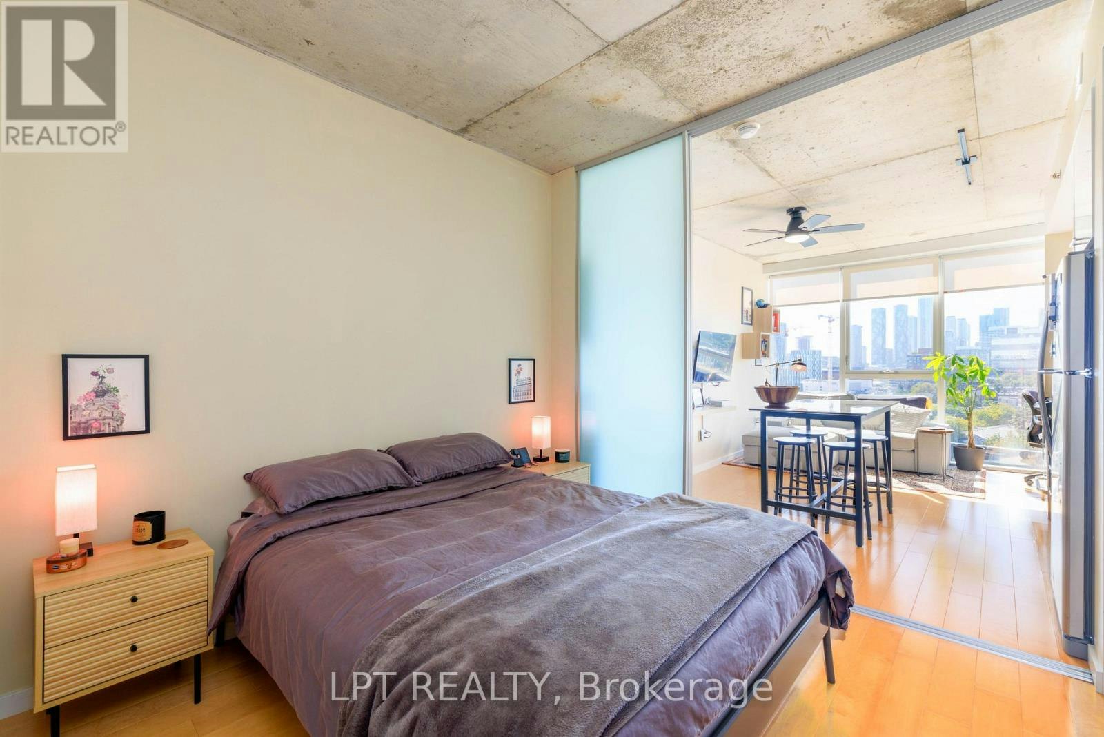 1016-32 Trolley Crescent, Toronto, ON, M5A 0E8 - 13