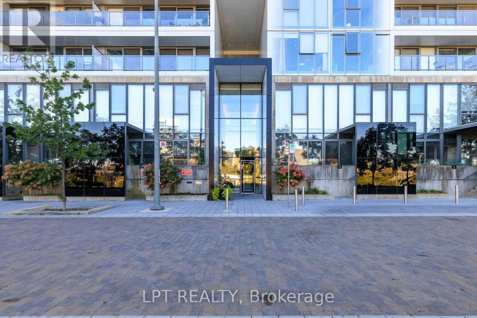 1016-32 Trolley Crescent, Toronto, ON, M5A 0E8 - 4