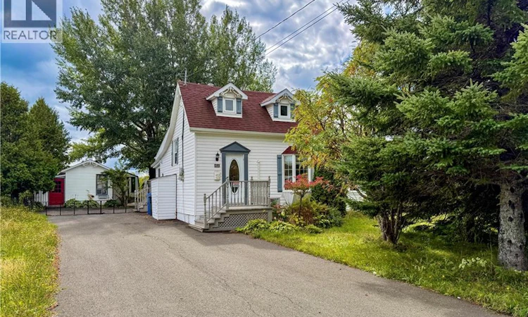 42 L'anse Street